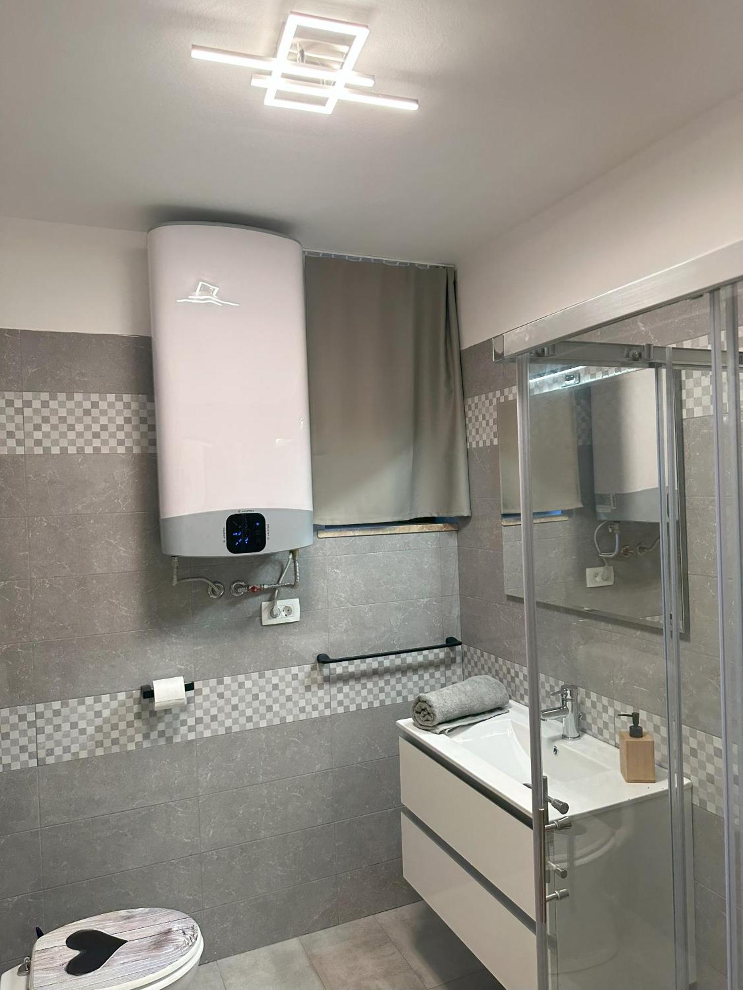 Apartma Anze Samec Dobravlje Ngoại thất bức ảnh
