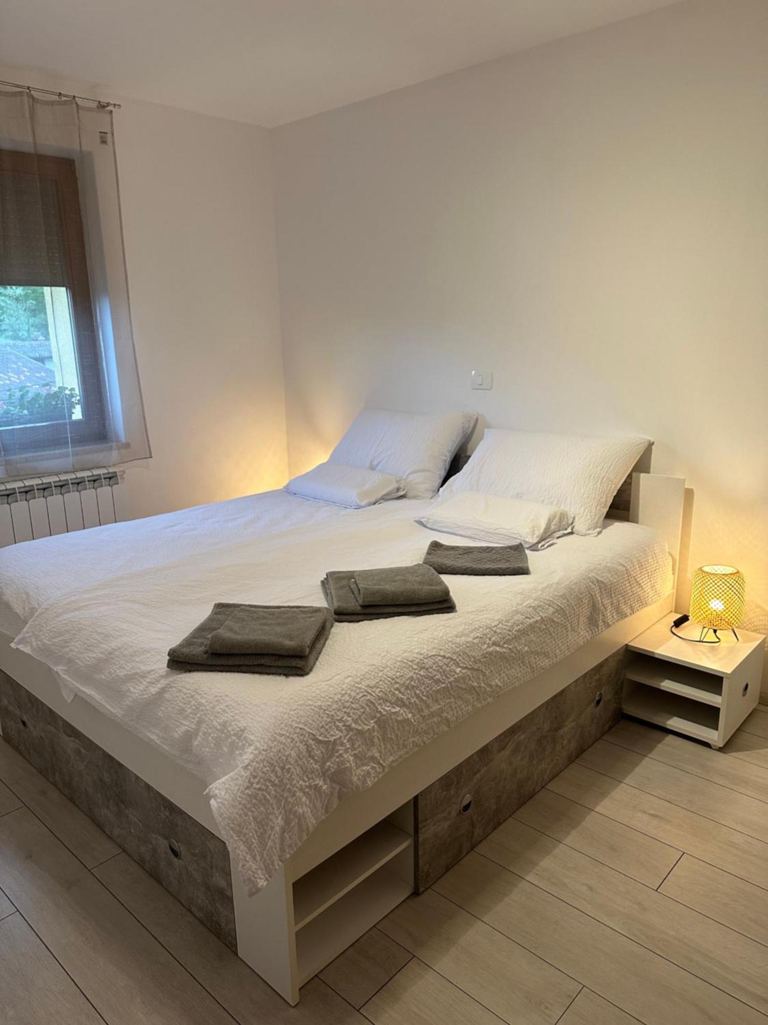 Apartma Anze Samec Dobravlje Ngoại thất bức ảnh
